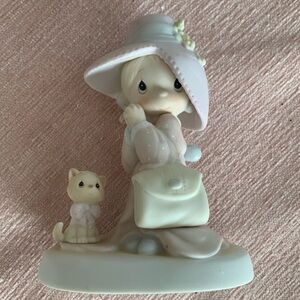 To A Very Special Mom: Vintage 1983 Precious Moments Figurine